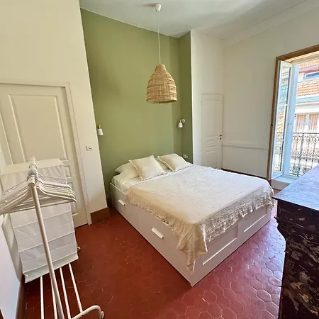Comedie, Plein De Charme, Lumineux, Calme Apartmán *